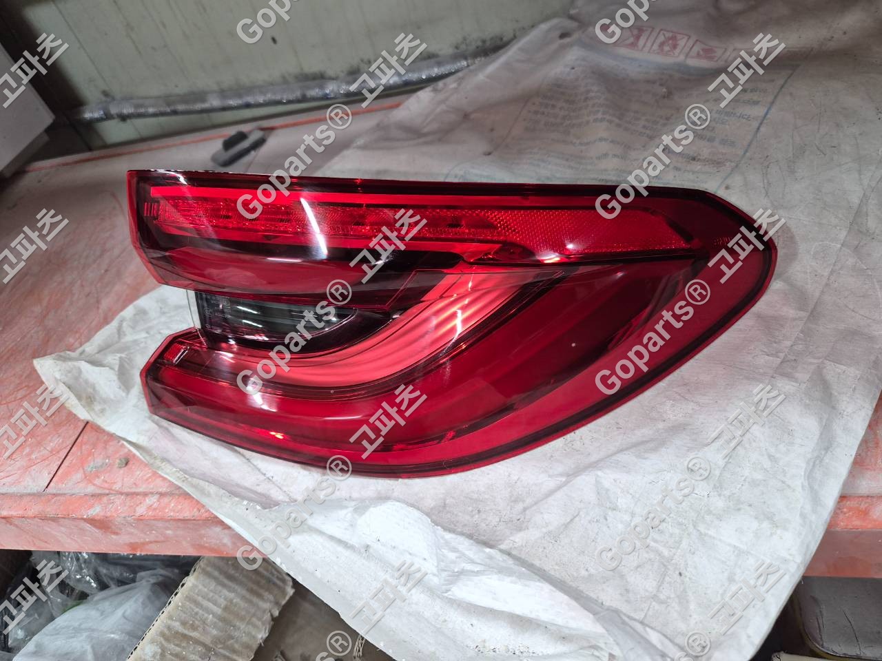BMW 6GT G32 조수석 후미등 상세사진 3