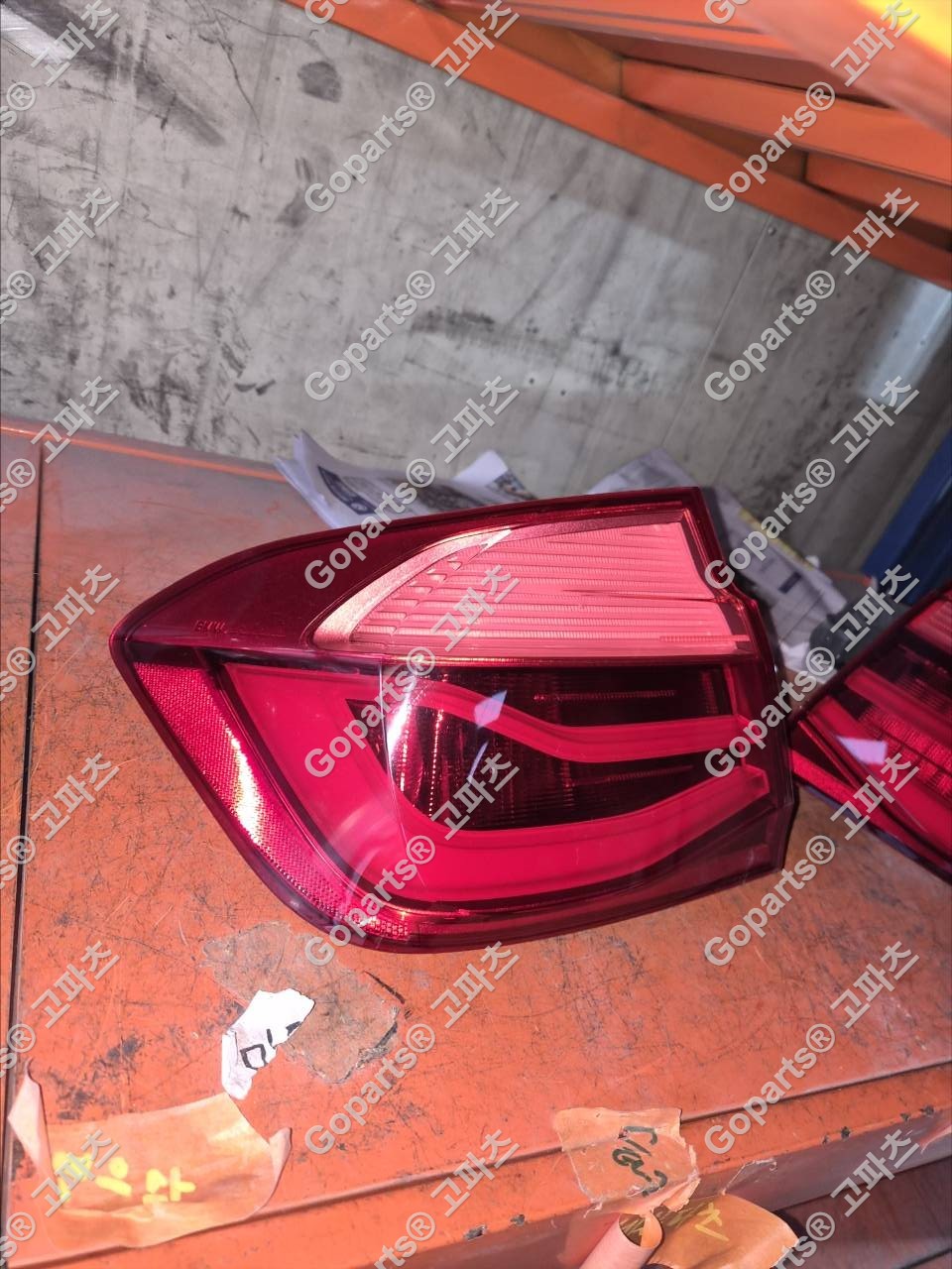 BMW 3시리즈 F30 후기형 운전석 트렁크 테일라이트 H7736911906 상세사진 3