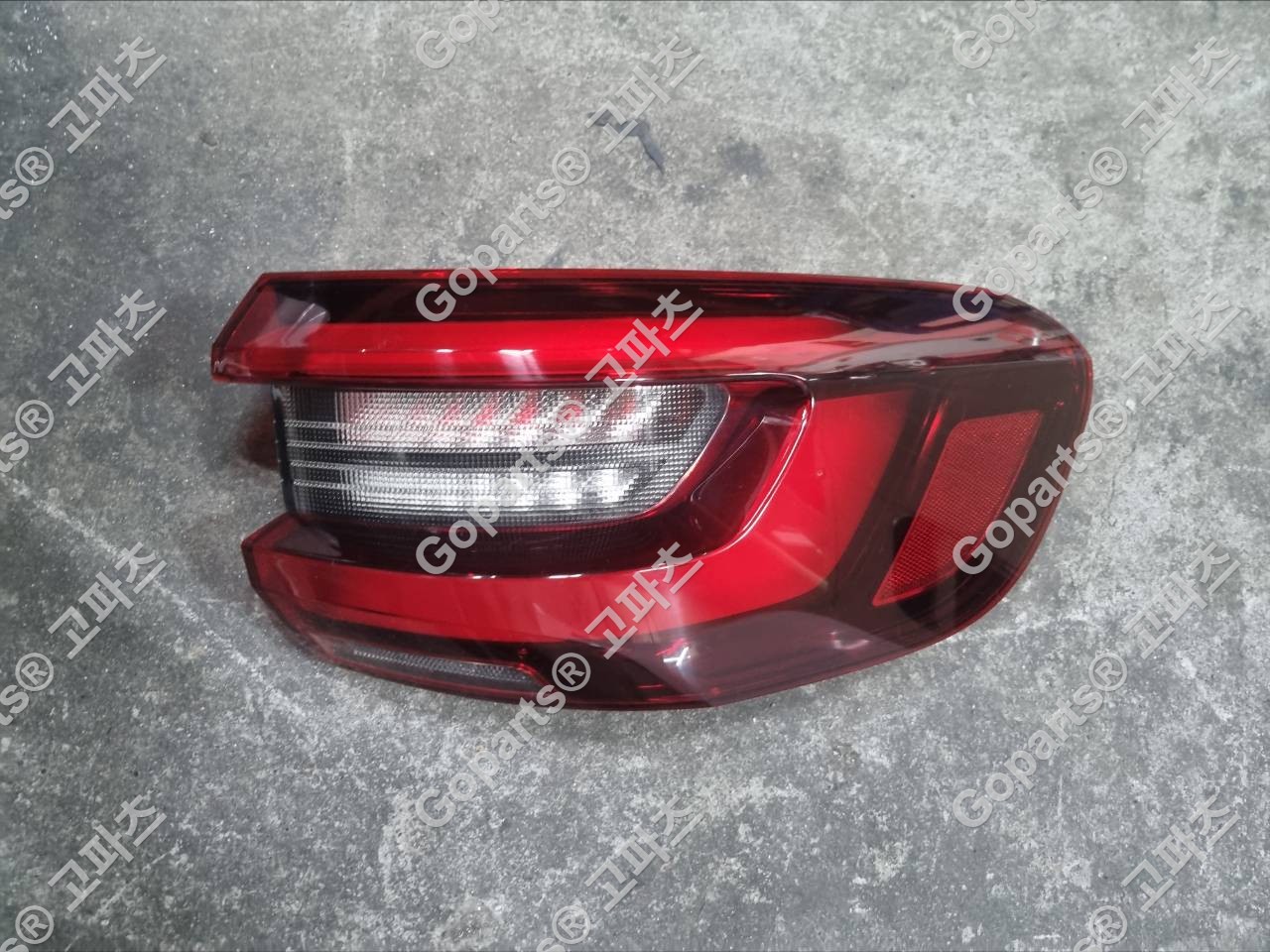 BMW X5 G05 조수석 후미등 H45a164b202 상세사진 2