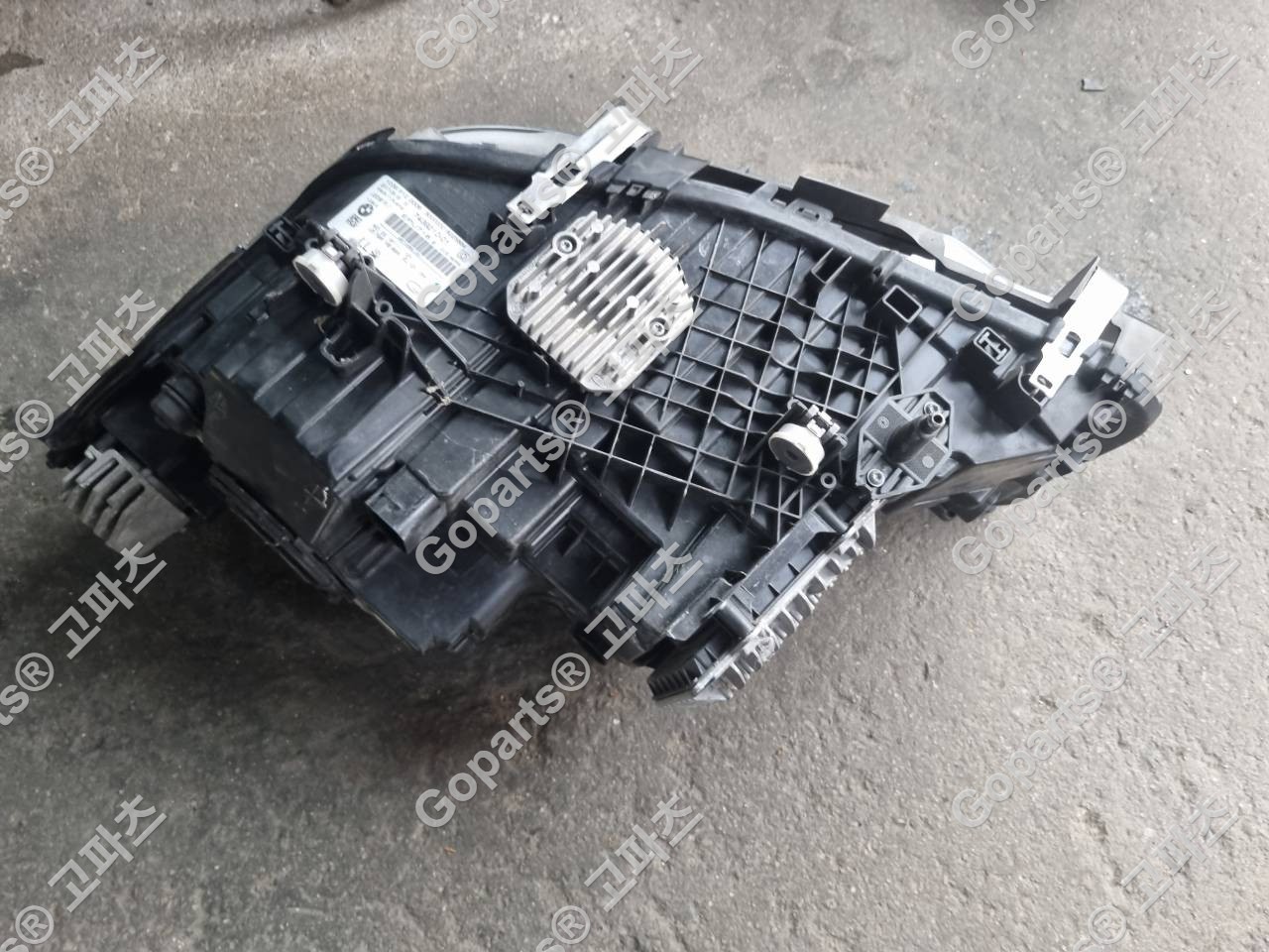 BMW 5시리즈 G30 전기형 조수석 어댑티브 LED 헤드라이트 7439210-01 상세사진 4