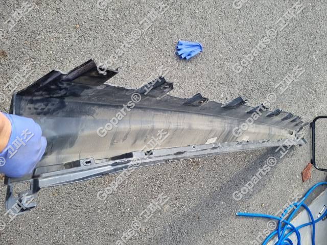 BMW X7 G07 조수석 사이드스텝 51777441107 상세사진 3