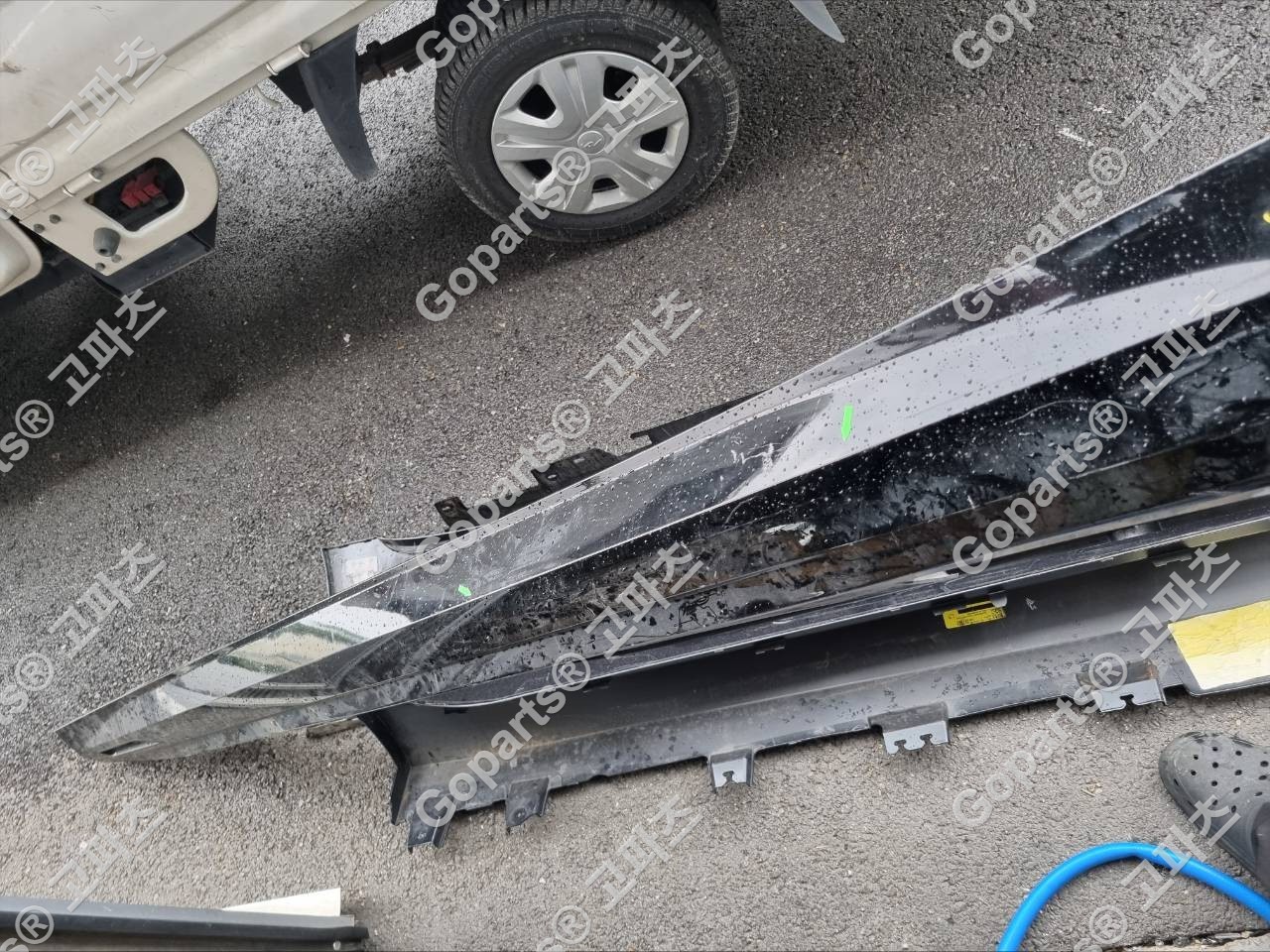 BMW 5시리즈 G60 i5 M60 전기차 운전석 사이드스텝 51778084763 상세사진 2