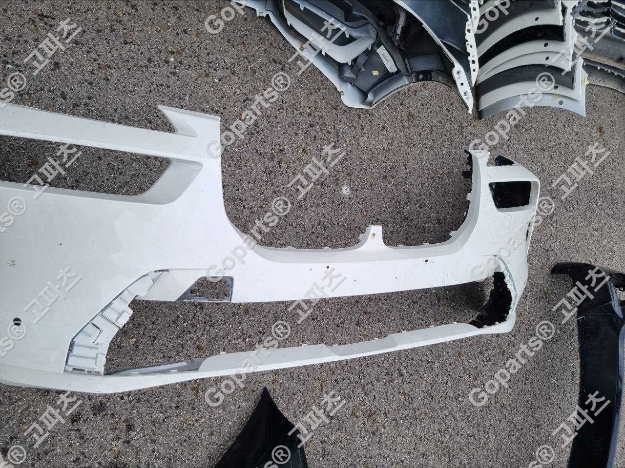 BMW X7 G07 전범퍼 200,000원 중고