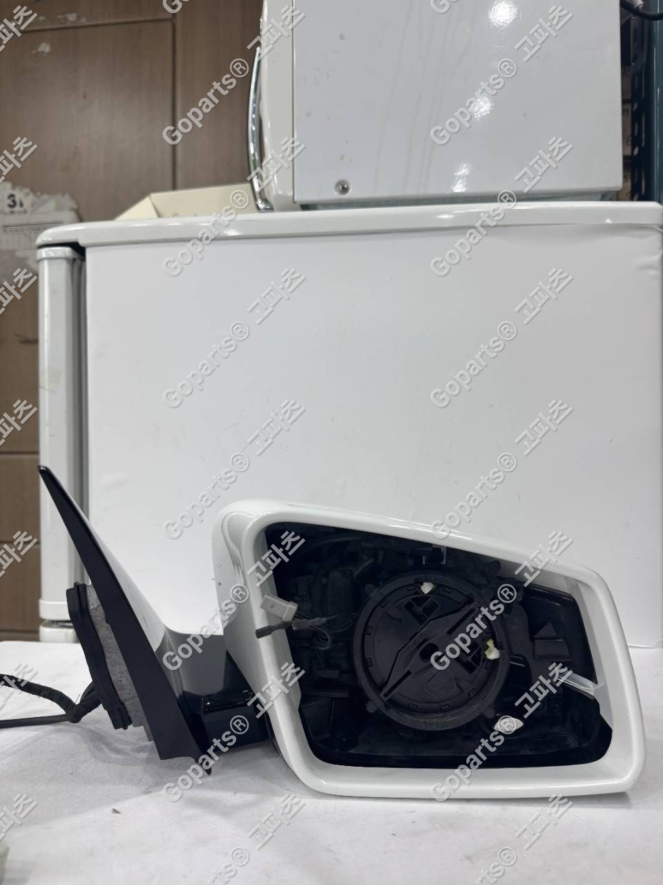 벤츠 E클래스 W212 조수석 사이드미러 카메라 타입 상세사진 2