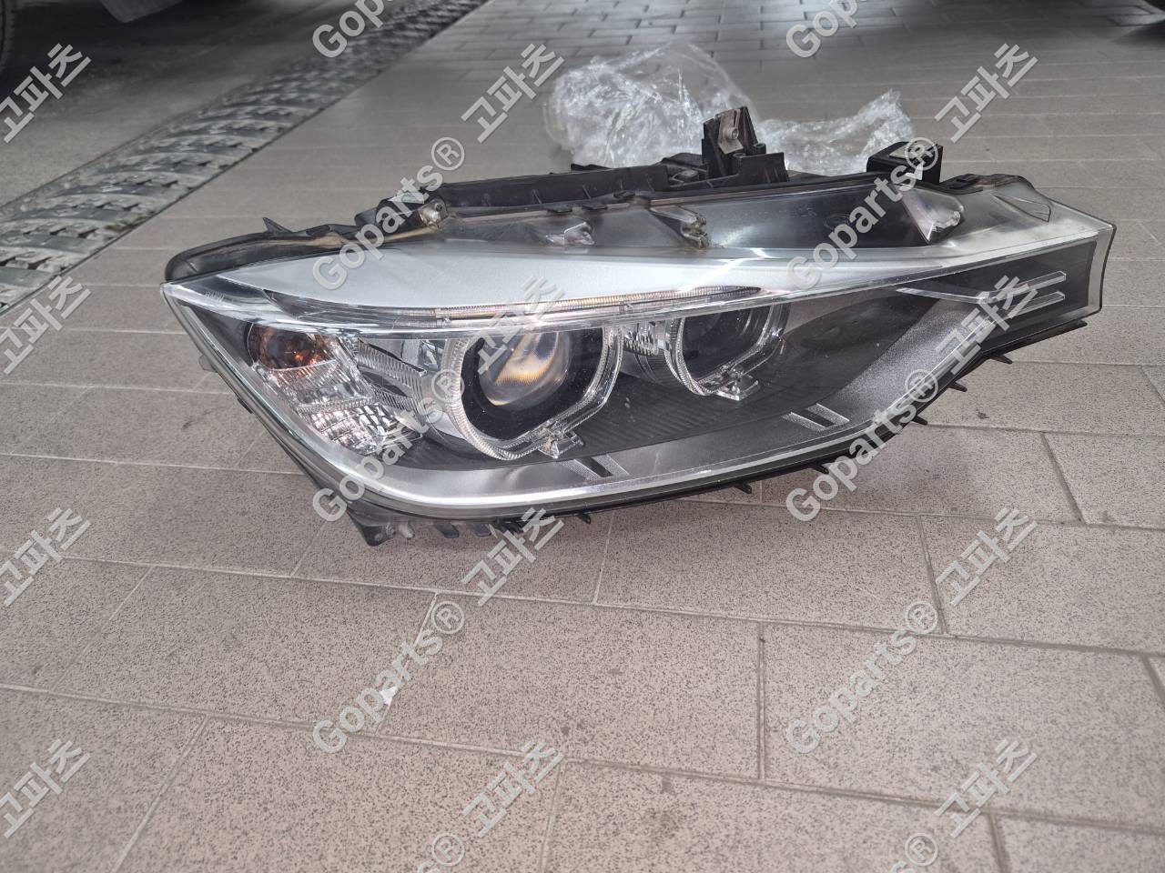 BMW 3시리즈 F30 조수석 헤드라이트 6311-7259526 상세사진 4