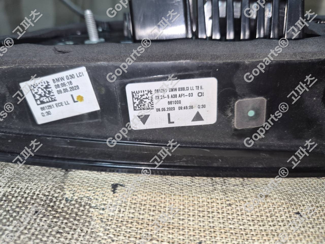 BMW G30 5시리즈 후기형 운전석 트렁크 후미등 6321-5A38AF1 상세사진 2