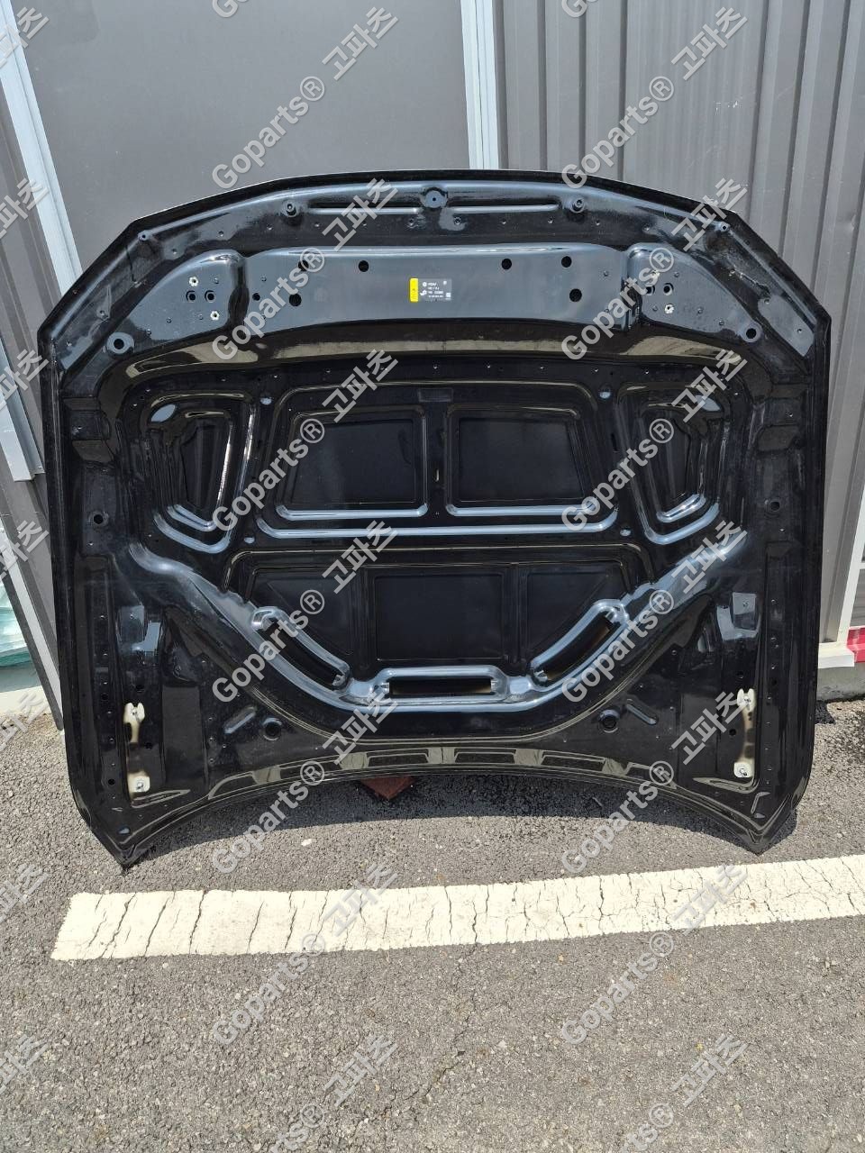BMW 4시리즈 i4 G22/G23/G26 검정색 본넷 상세사진 2