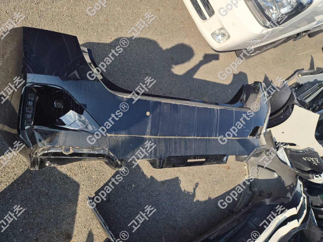 BMW G60 5시리즈 중고 후범퍼 150,000원