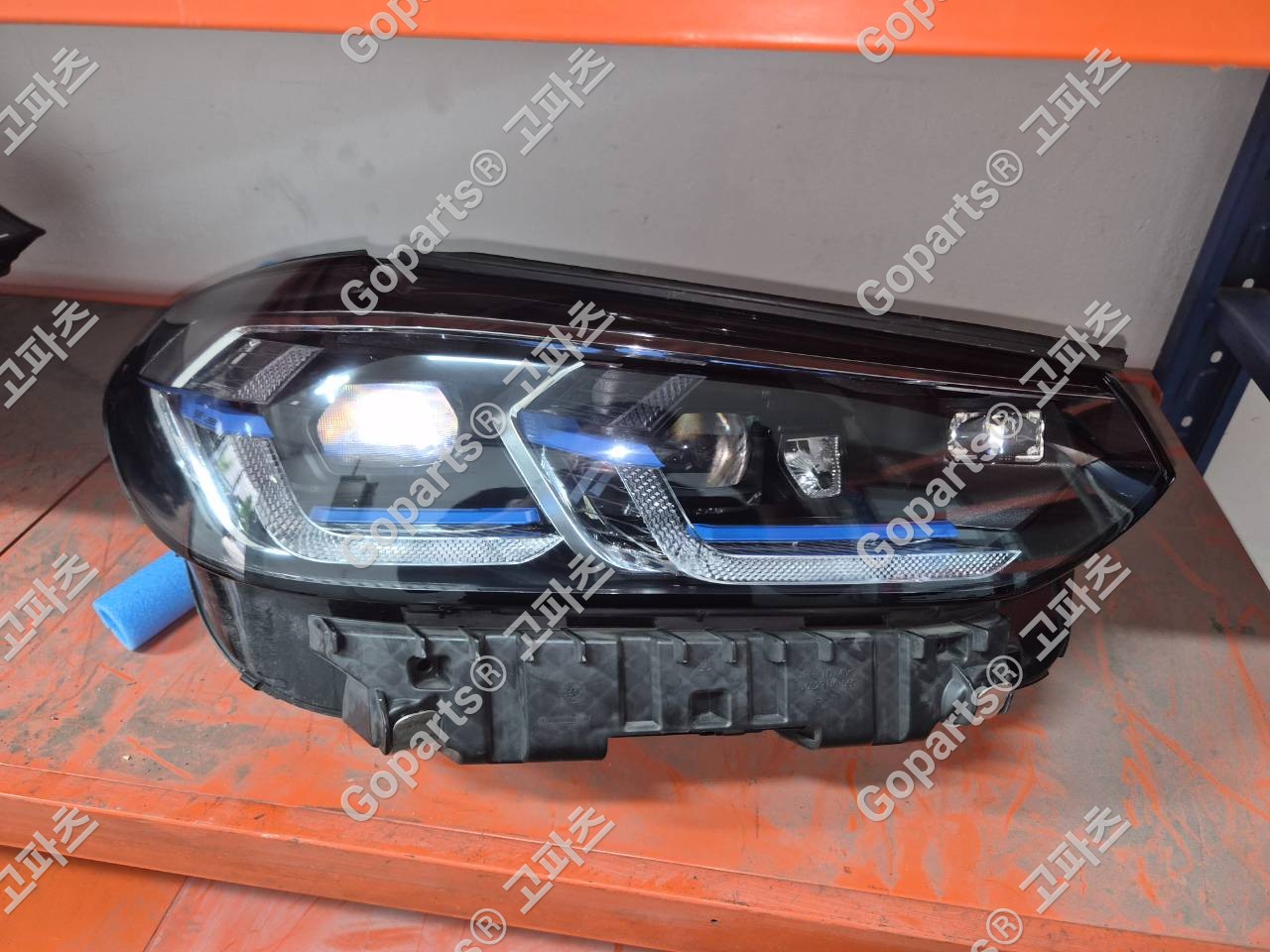 BMW X3/X4 G01/G02 헤드라이트 5A29218-06/07 600,000원 중고