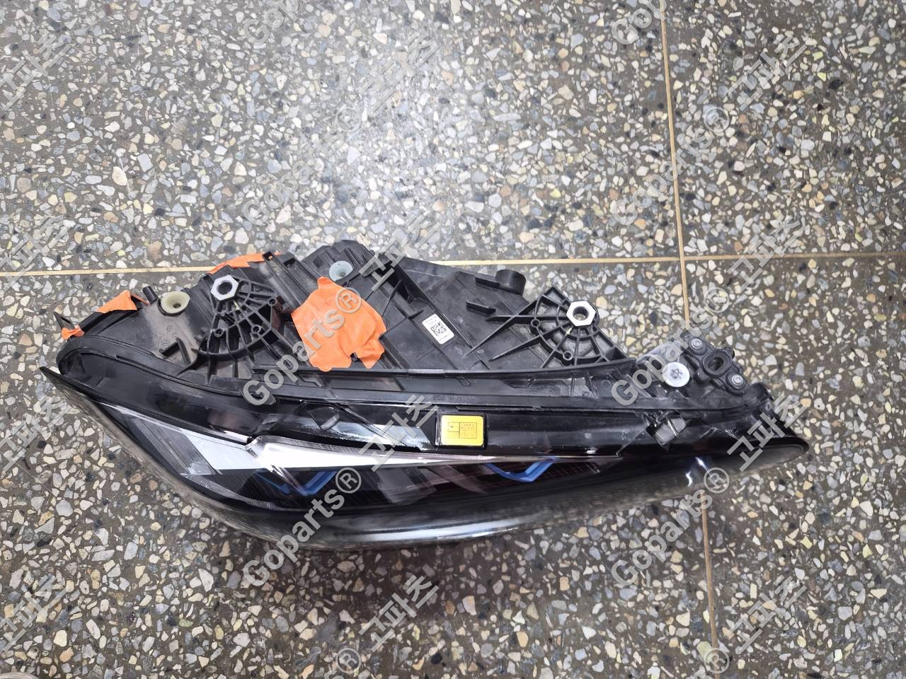 BMW I4 G26 조수석 레이저 헤드라이트 5A19368-04/05 상세사진 4