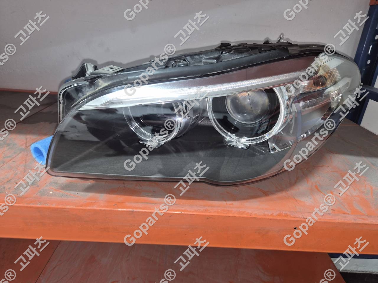 BMW 5시리즈 F10 제논 헤드라이트 7317131-05 중고 350,000원