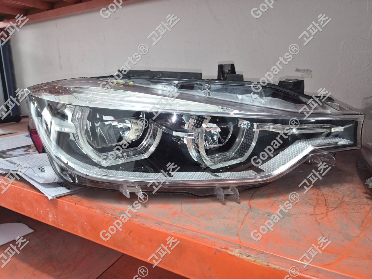 BMW 3시리즈 F30 LED 조수석 헤드라이트 7471306 중고 500,000원