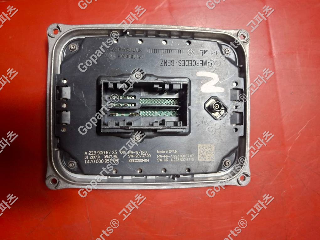 벤츠 S클래스 W223 Led라이트모듈발라스터안정안전기 A2239006723 중고 300000원