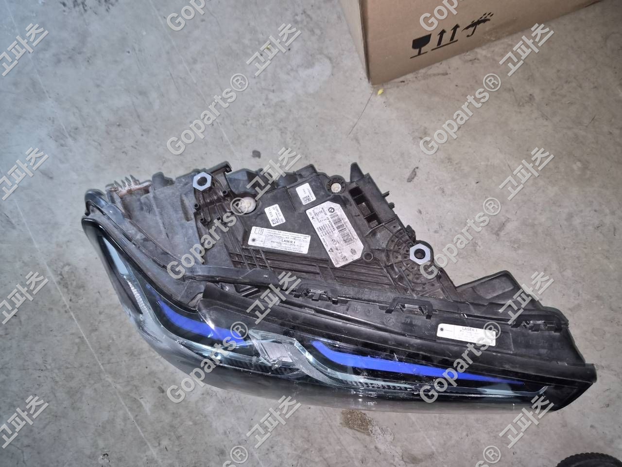 BMW 5시리즈 G30 후반기 조수석 레이저 헤드라이트 9850588-05/06/07 상세사진 4