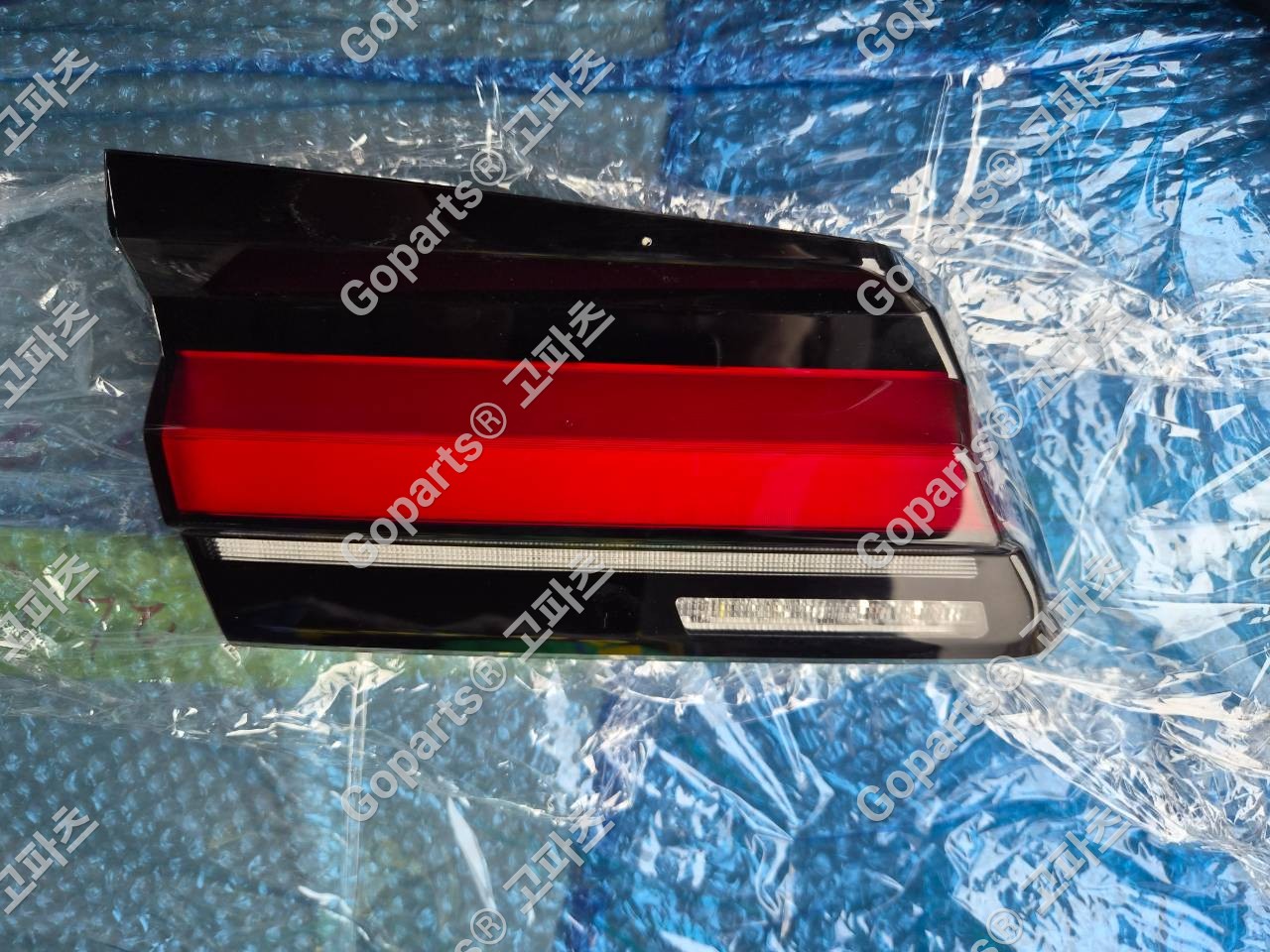 BMW 5시리즈 G30 후반기 트렁크후미등 6321-5a38af1-01/02 150,000원 중고
