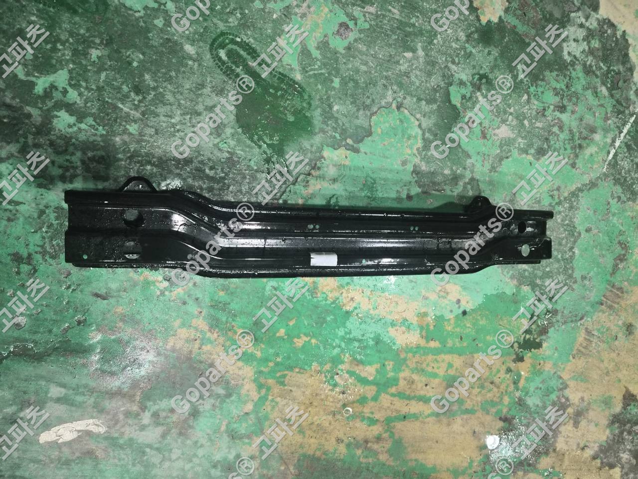 BMW 5시리즈 G60 리어레인포스먼트 후면캐리어레일바 상세사진 3