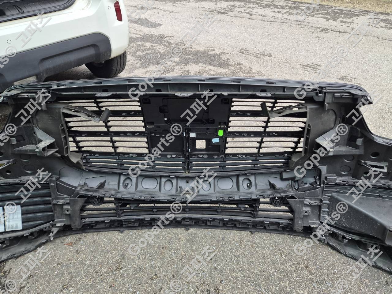 벤츠 W223 S클래스 럭셔리 라인 앞범퍼 A2239053305 상세사진 5
