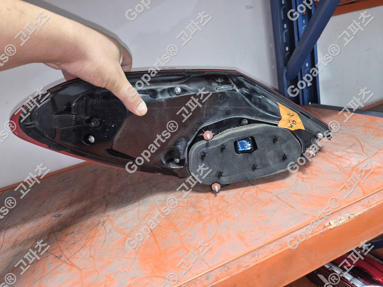 벤츠 C클래스 W205 후반기 조수석 후미등 A2059064603 상세사진 3