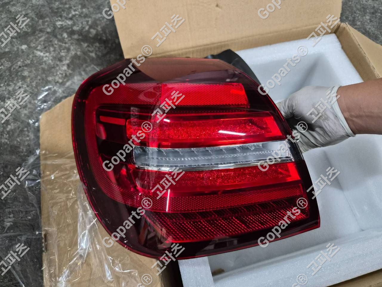벤츠 GLA W156 중고 후미등 280,000원