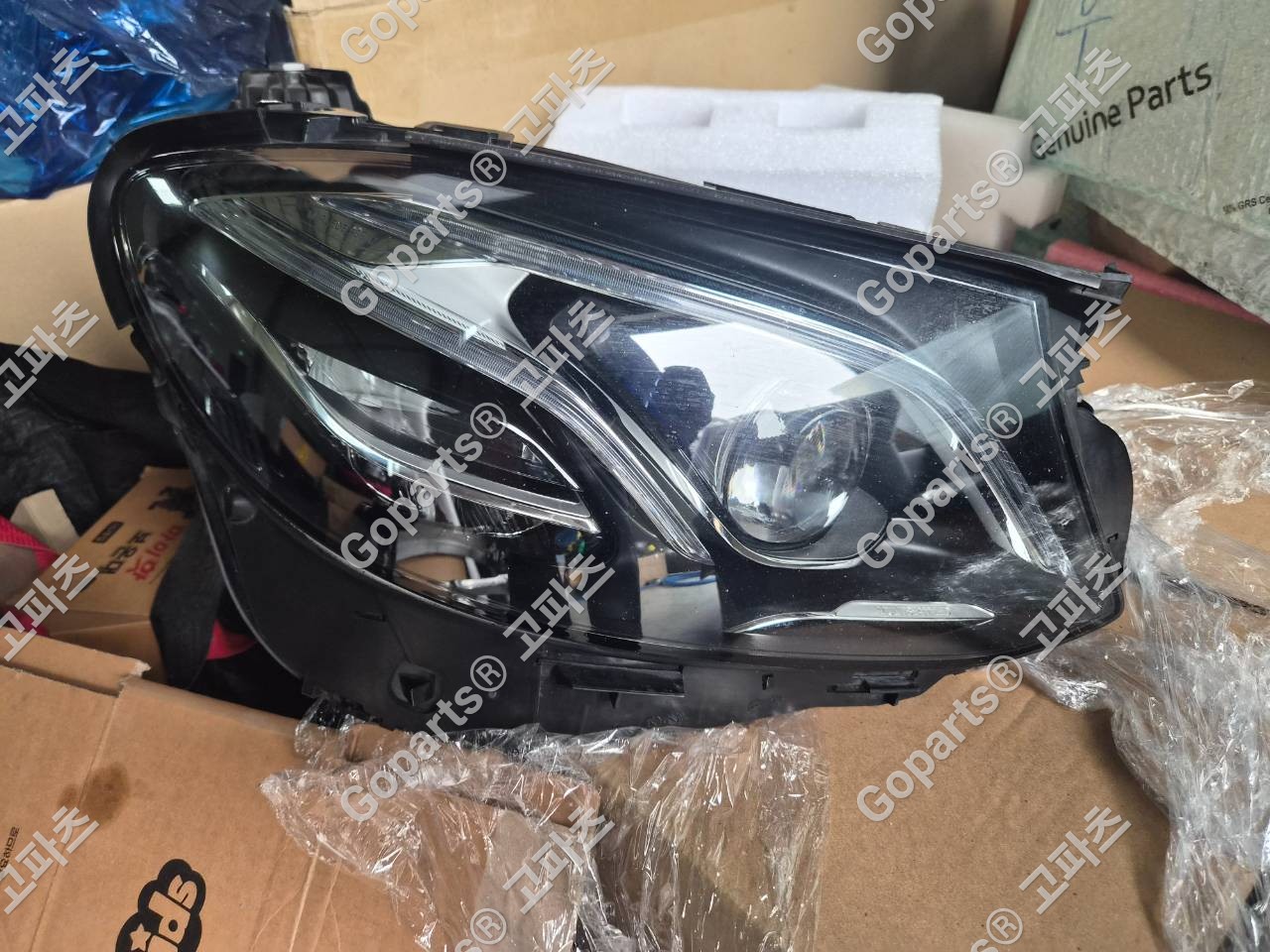 벤츠 W213 조수석 헤드라이트 A2139061804