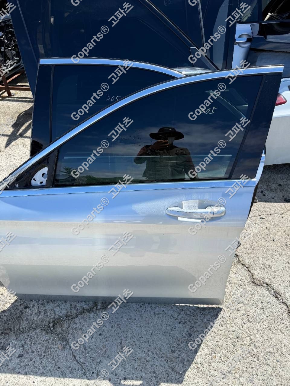 벤츠 C클래스 W205 운전석 앞 전도어 중고 550,000원