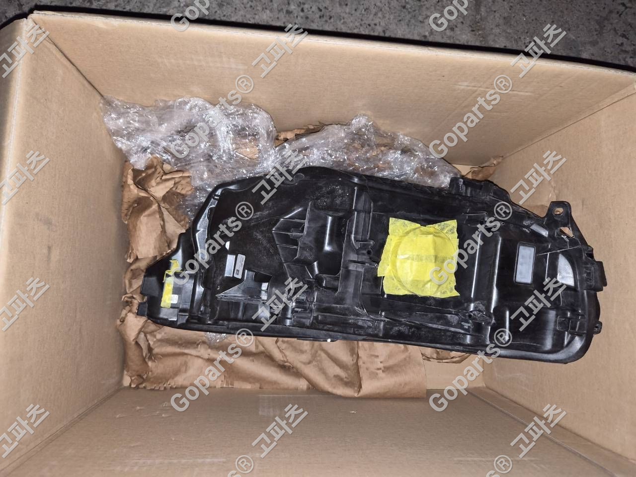 볼보 XC40 조수석 헤드라이트 5핀 타입 상세사진 3