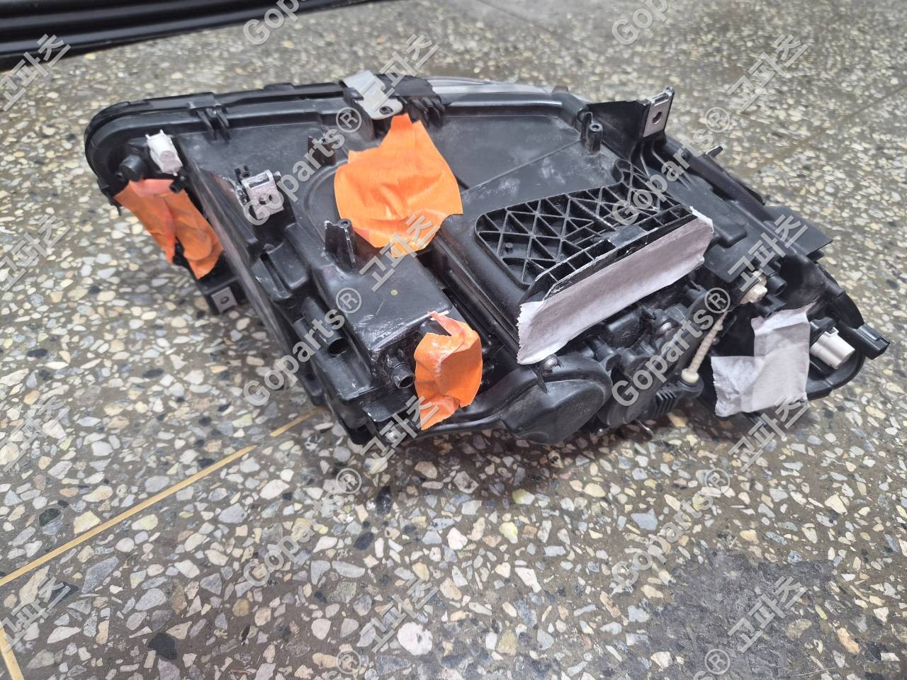 BMW 5시리즈 F10 후반기 운전석 어댑티브 LED 헤드라이트 7460595-01 상세사진 3