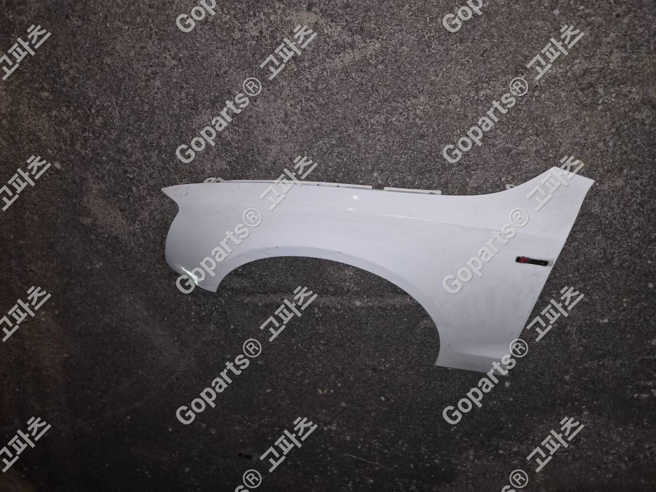 아우디 A5 8T B8 휀더 (운전석 앞) 200,000원 중고