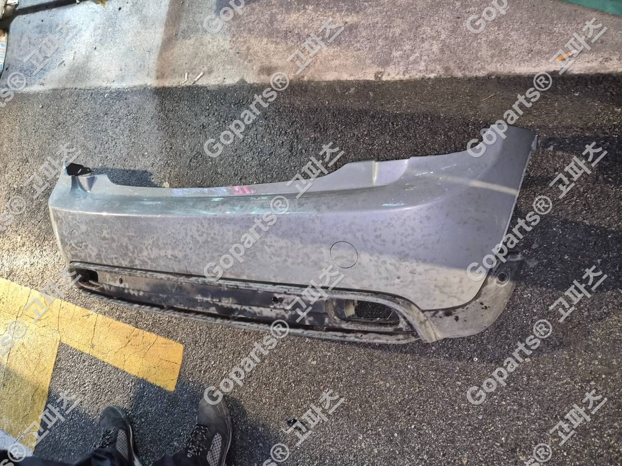 BMW 미니 F56 전기형 검정색 뒷범퍼 상세사진 2