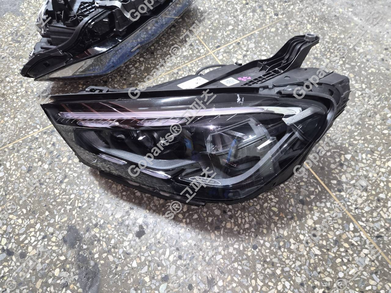 벤츠 GLE W167/C167/V167 후기형 운전석 헤드라이트 A1679068309 상세사진 5