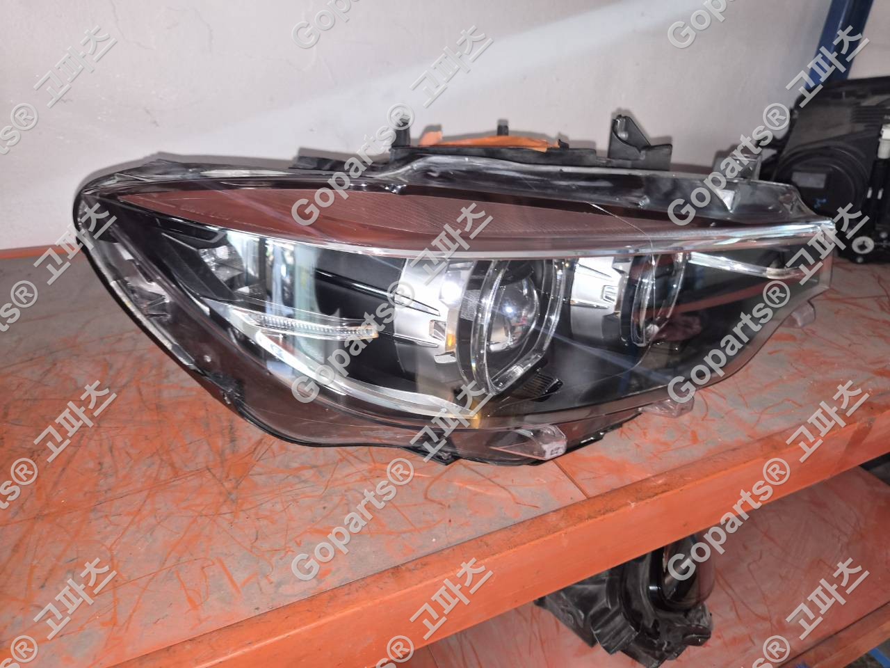 BMW 4시리즈 F33 후기형 조수석 헤드라이트 63118738700 상세사진 2