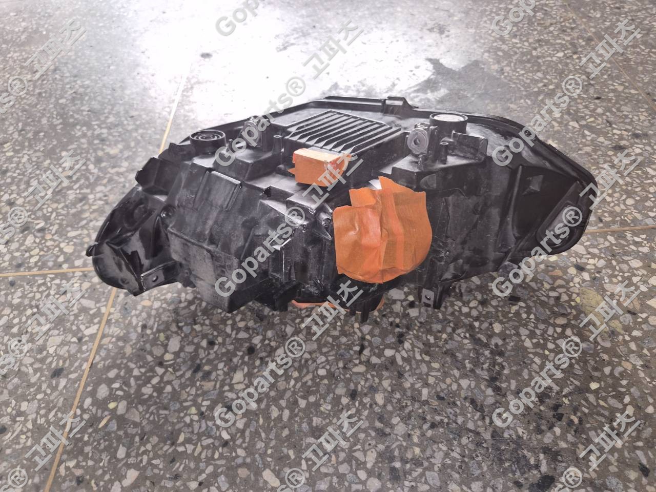 BMW 4시리즈 F33 후기형 조수석 헤드라이트 63118738700 상세사진 4