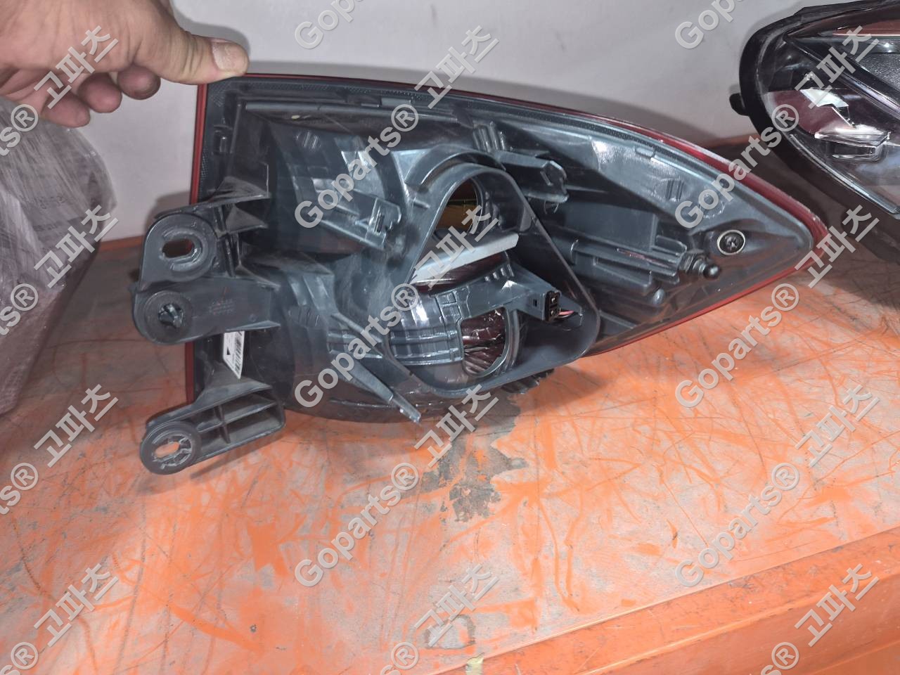 BMW 3시리즈 F30 전기형 조수석 후미등 중고 상세사진 2