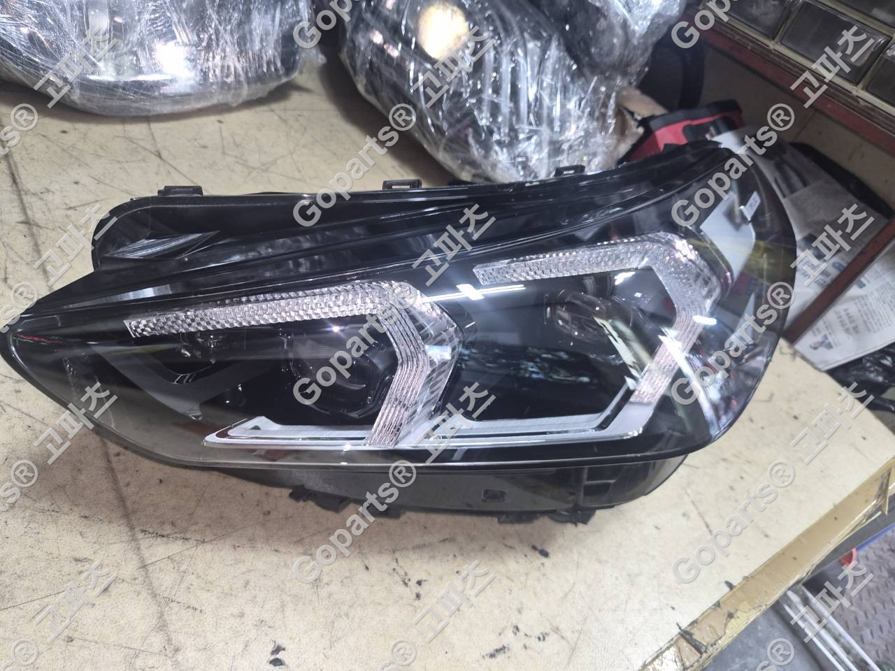 BMW X1 U11 운전석 헤드라이트 5A9A227 550,000원 중고