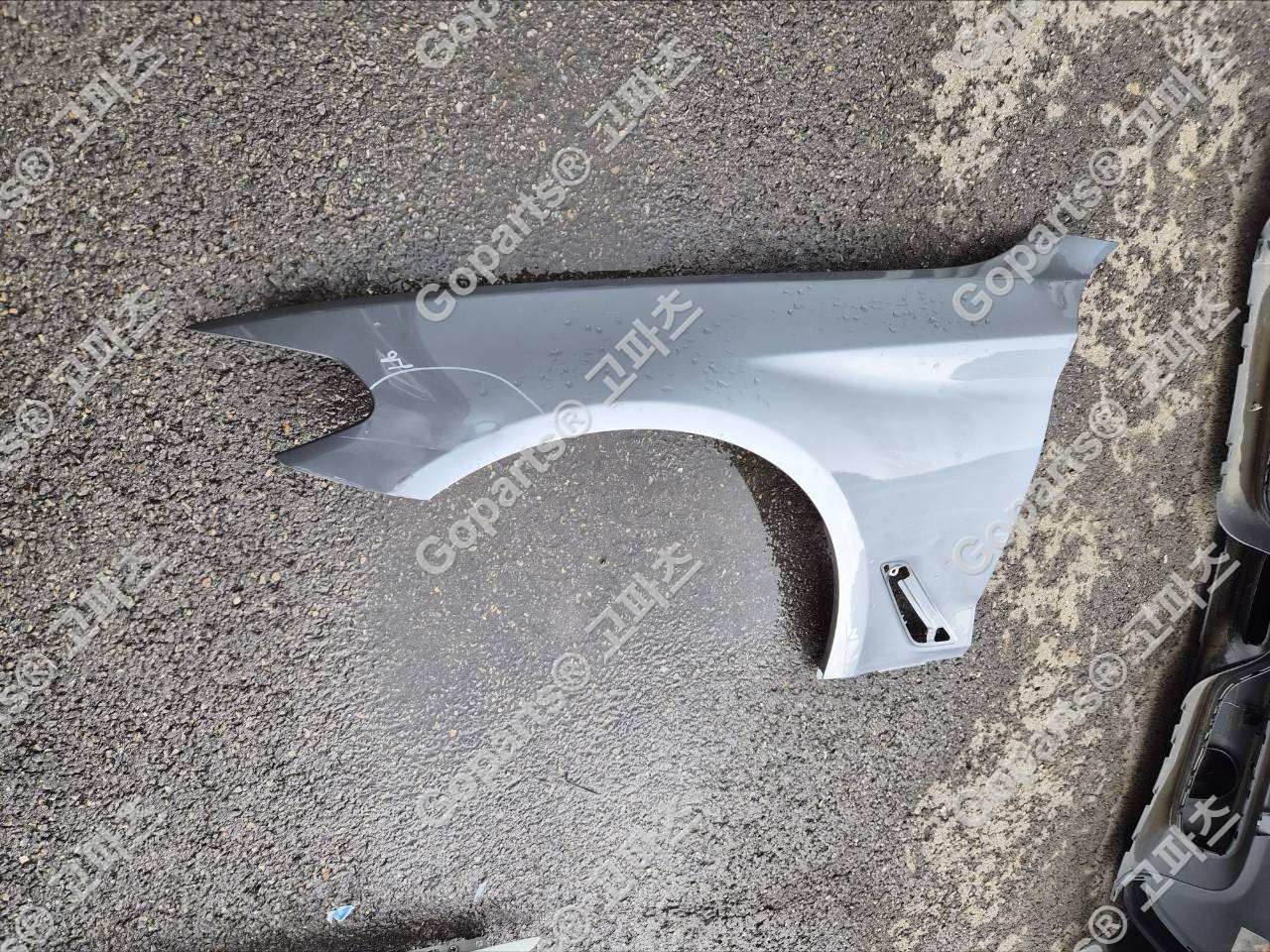 BMW 5시리즈 G30 운전석 앞휀더 중고 부품 상세사진 3