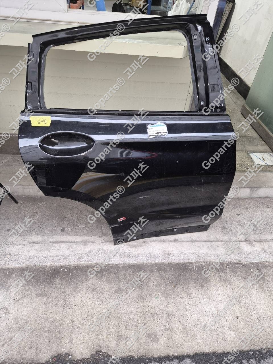 BMW X4 G02 조수석 뒷도어 350,000원 중고