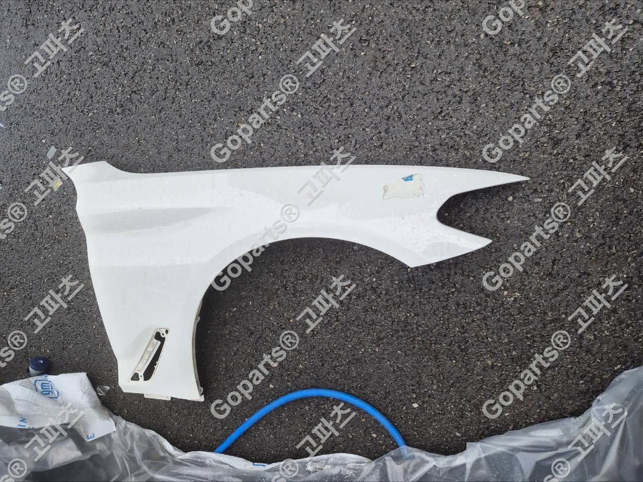 BMW G30 5시리즈 조수석 앞 휀더 중고 부품 상세사진 2