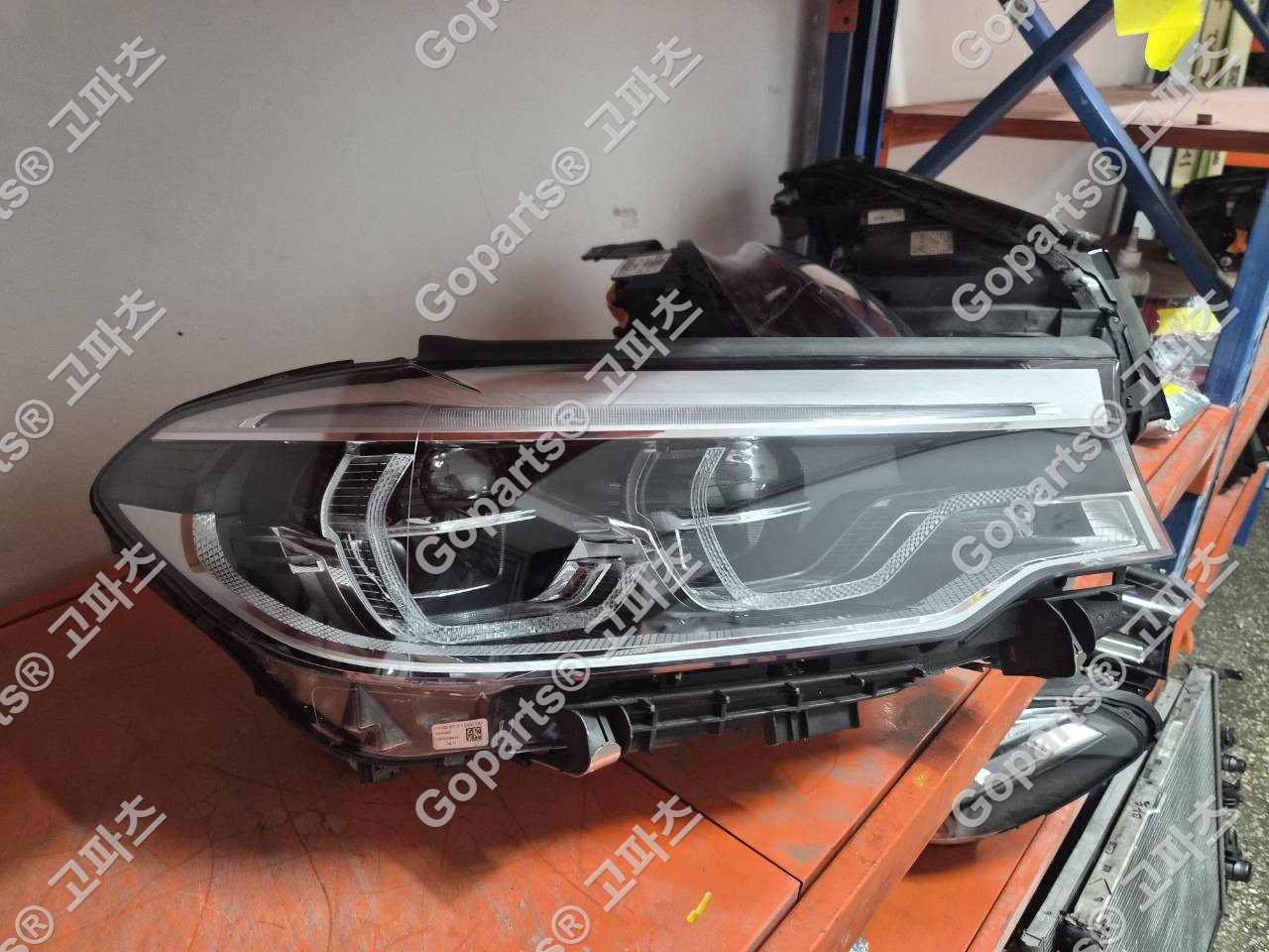 BMW 5시리즈 G30 전기형 조수석 어뎁티브 LED 헤드라이트 7214962 상세사진 6