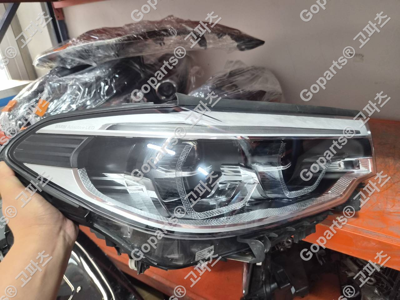 BMW G30 5시리즈 전기형 조수석 어뎁티브 LED 헤드라이트 8499122 상세사진 3