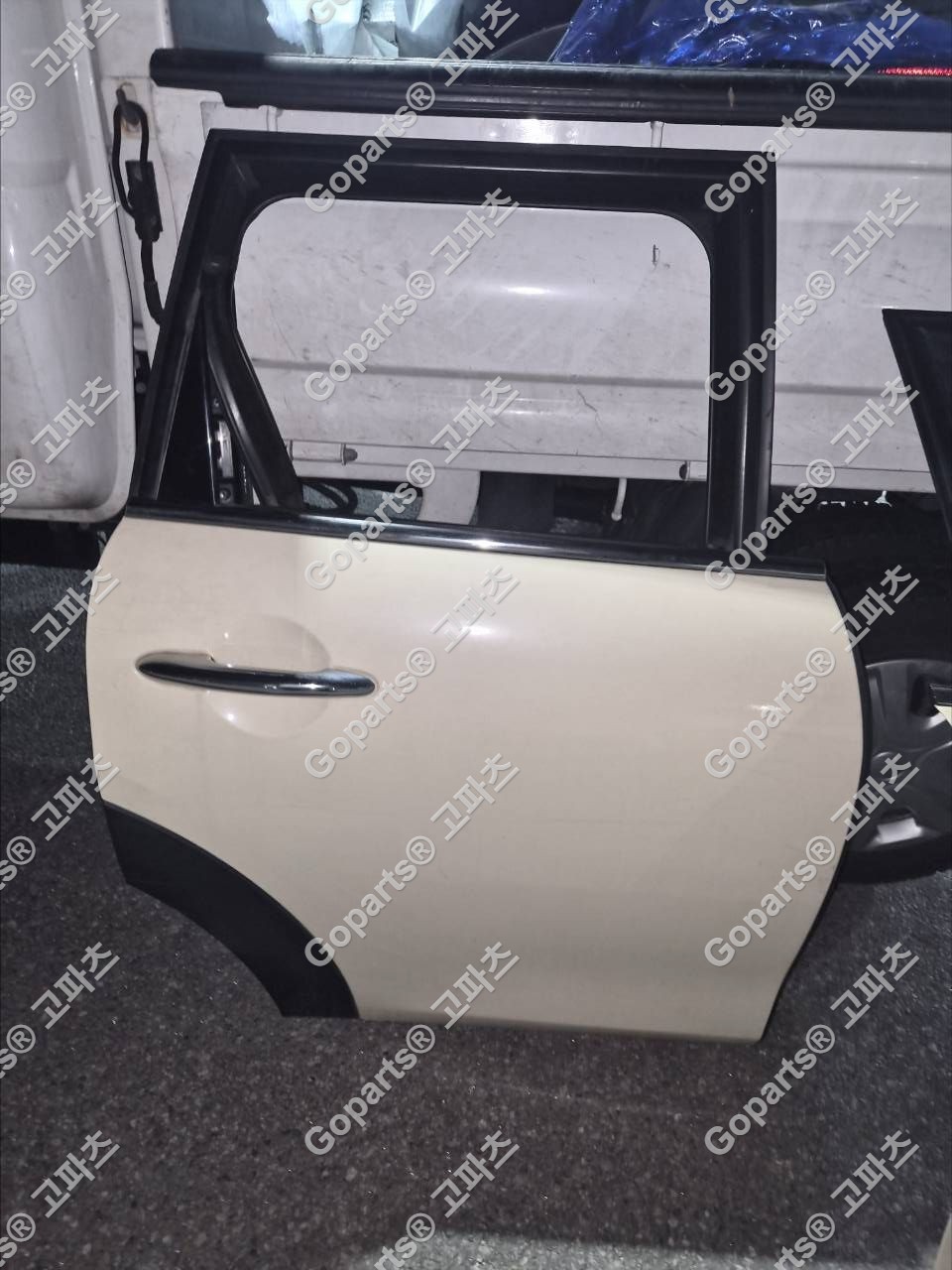 미니 5도어 후도어 어셈블리 조수석 F55 중고 400,000원