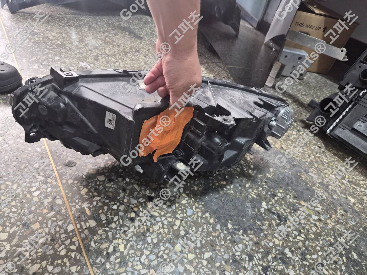 볼보 V90 조수석 LED 헤드라이트 모듈 32228311 상세사진 3
