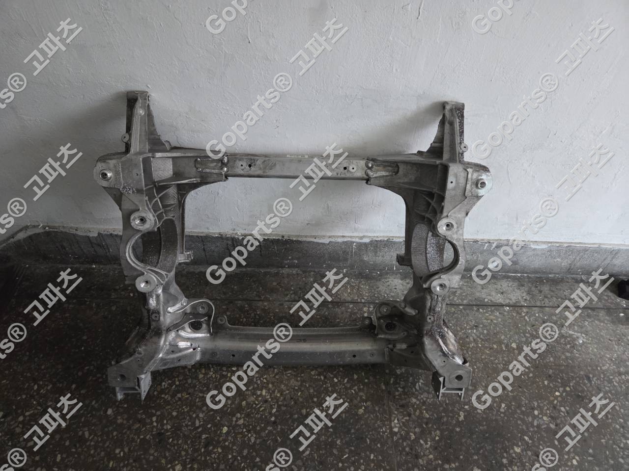 벤츠 S클래스 W222 앞멤버 서브프레임 A222620013 500,000원 중고