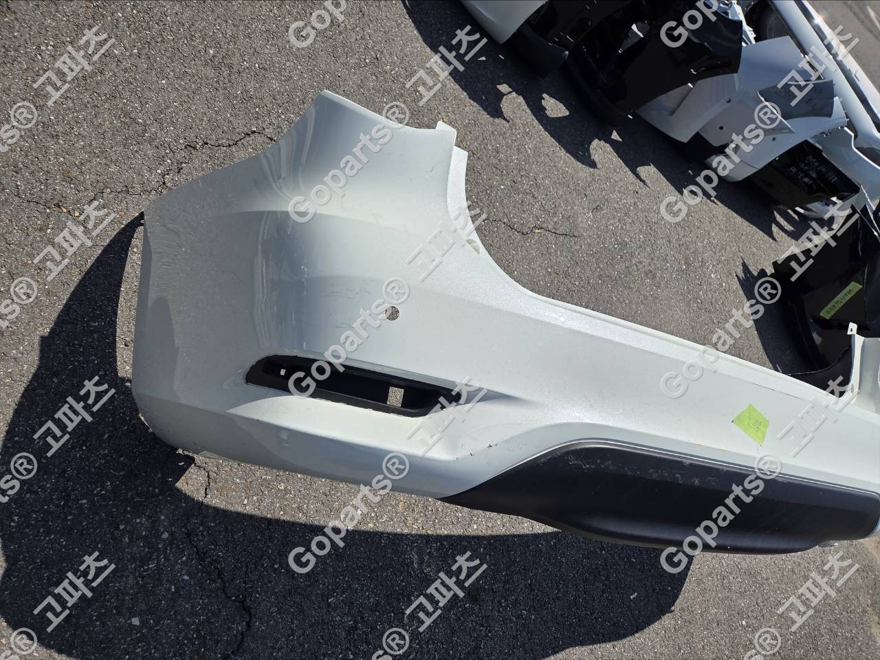 인피니티 QX60 L50 후기형 중고 뒷범퍼 상세사진 3