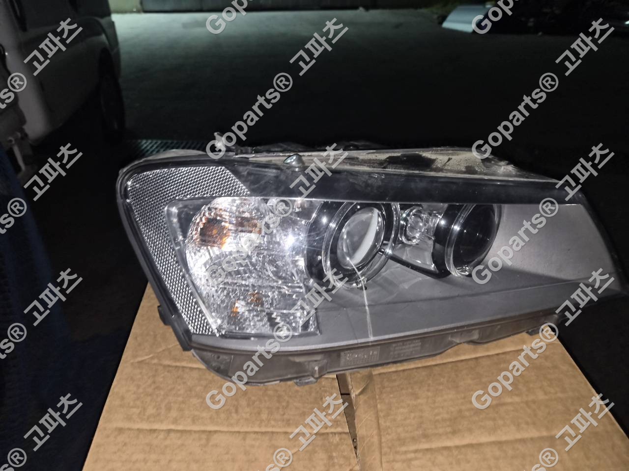BMW X3 F25 전기형 조수석 헤드라이트 상세사진 2