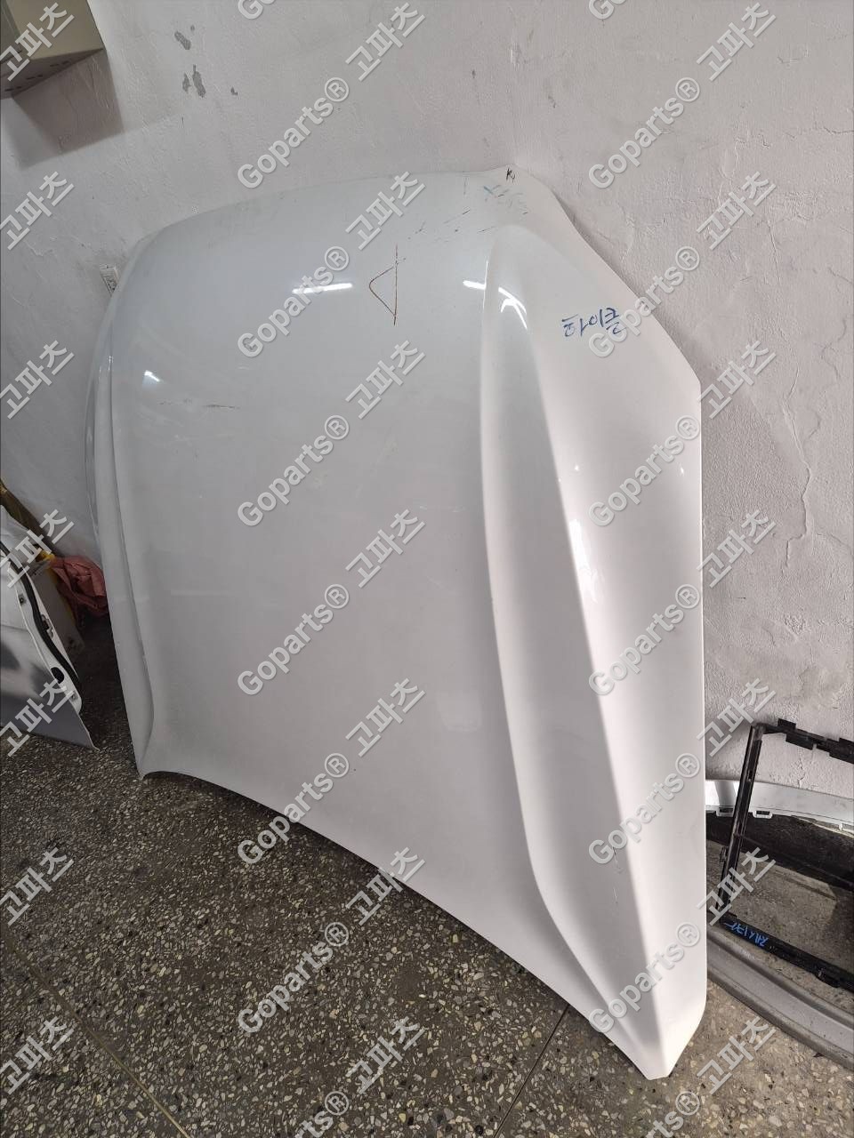 볼보 XC60 2세대 본넷 후드 상세사진 2