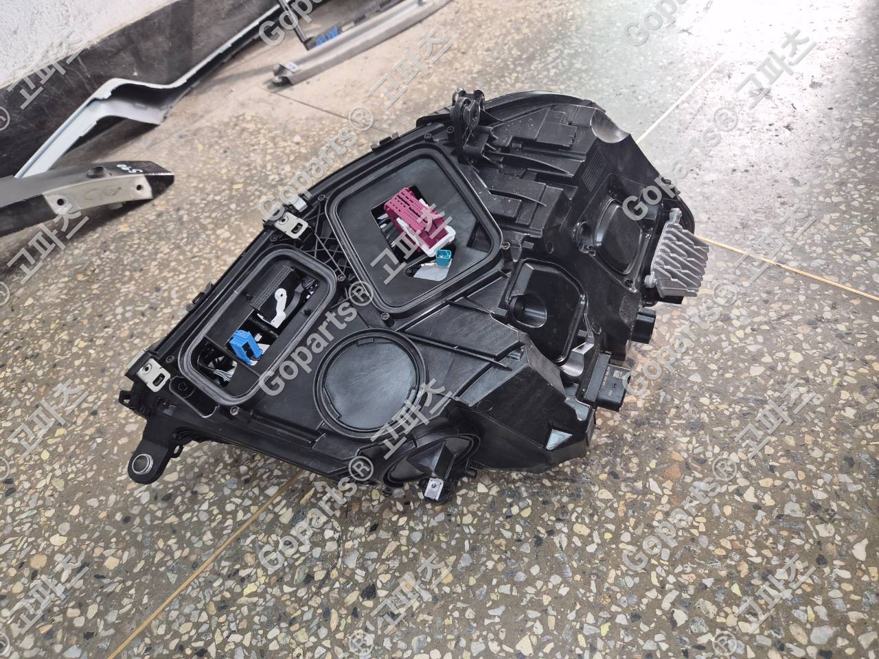 벤츠 W223 S클래스 운전석 헤드라이트 A2239063305 상세사진 4