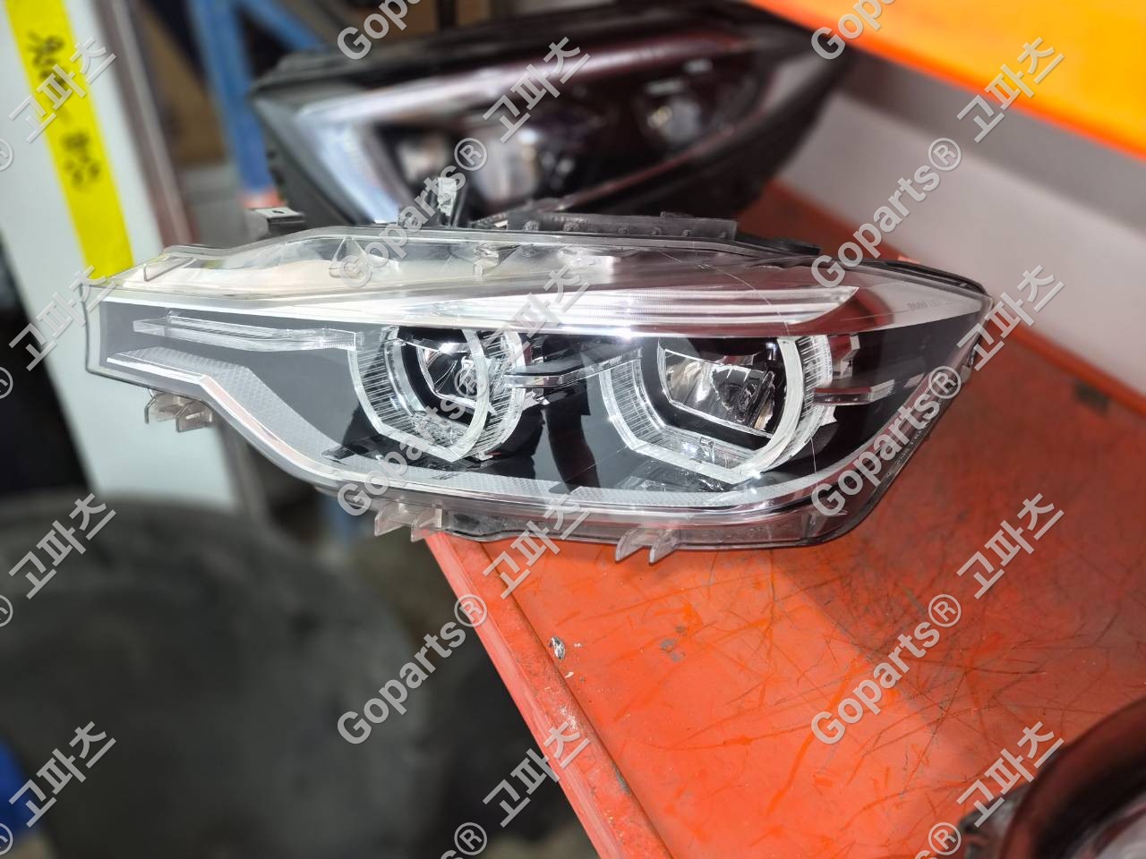 BMW 3시리즈 F30 후기형 운전석 헤드라이트 사진 4