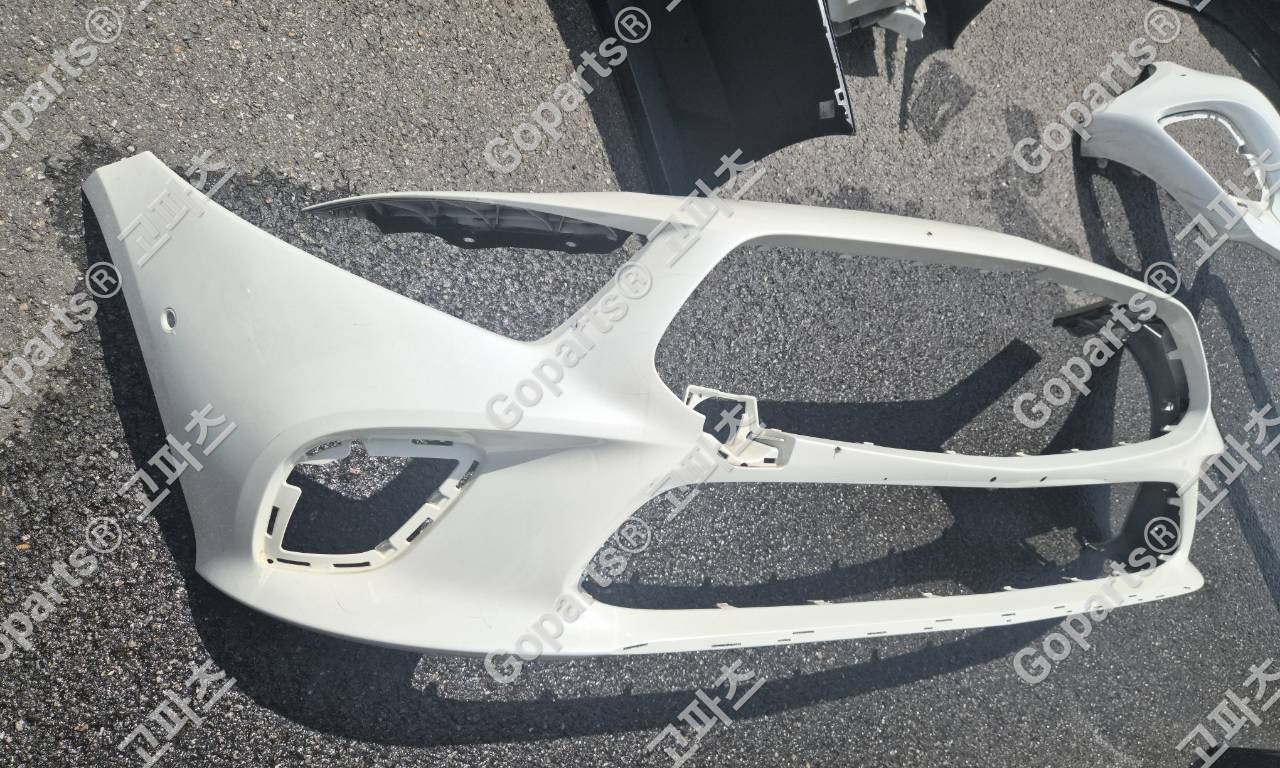 벤츠 CLS W257 전기형 카메라 장착 앞범퍼 중고 200,000원 상세사진 2