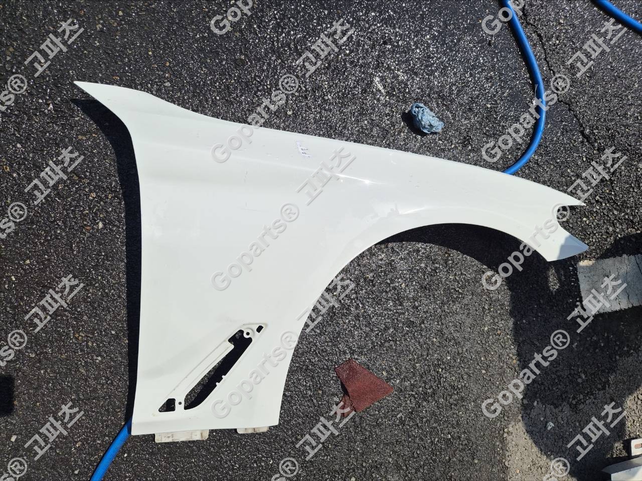 BMW G30 5시리즈 조수석 앞휀더 41007438439 41009621597 상세사진 2