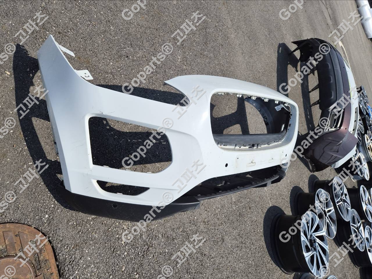 재규어 E 페이스 X540 앞범퍼 J9C317F003, J9C15943 상세사진 2